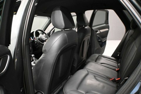Audi Q3 2.0 Tdi Black Edition Red #9