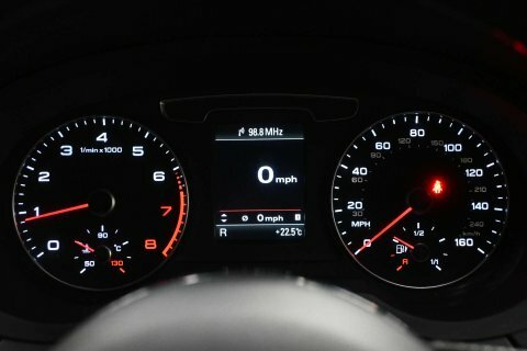 Audi Q3 2.0 Tdi Black Edition Red #28