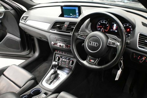 Audi Q3 2.0 Tdi Black Edition Red #7