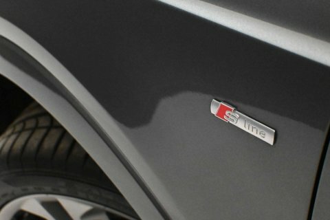Audi Q3 2.0 Tdi Black Edition Red #10