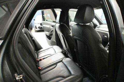 Audi Q3 2.0 Tdi Black Edition Red #11