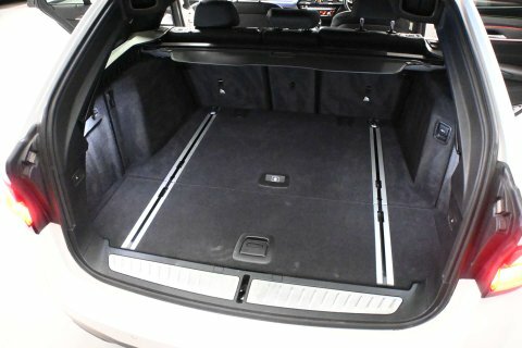 BMW 5 Series 530E M Sport Black #51