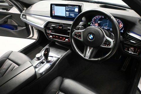 BMW 5 Series 530E M Sport Black #28