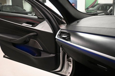 BMW 5 Series 530E M Sport Black #24