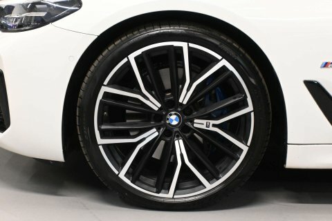 BMW 5 Series 530E M Sport Black #43