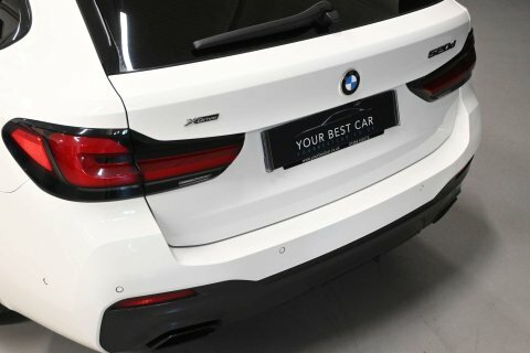 BMW 5 Series 530E M Sport Black #33