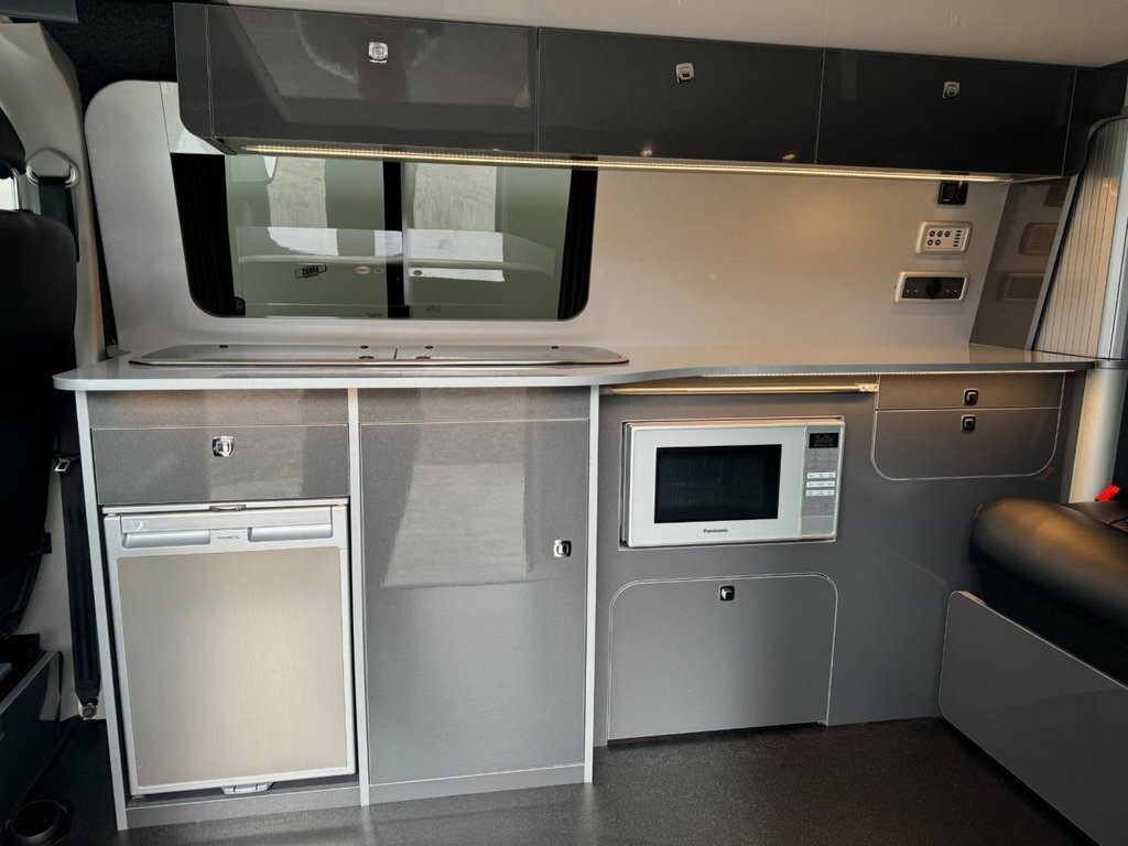 Volkswagen Transporter Mpv Grey #5