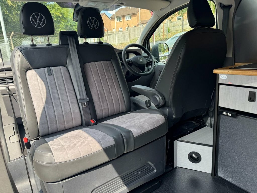 Volkswagen Transporter 2.0 Tdi Commerce Swb T32 150Bhp Exclusive Rib  #3