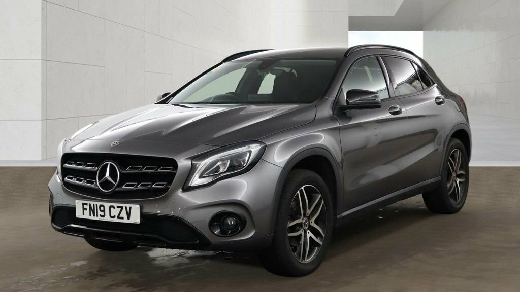 Mercedes-Benz GLA Class 1.6L Urban Edition Grey #2