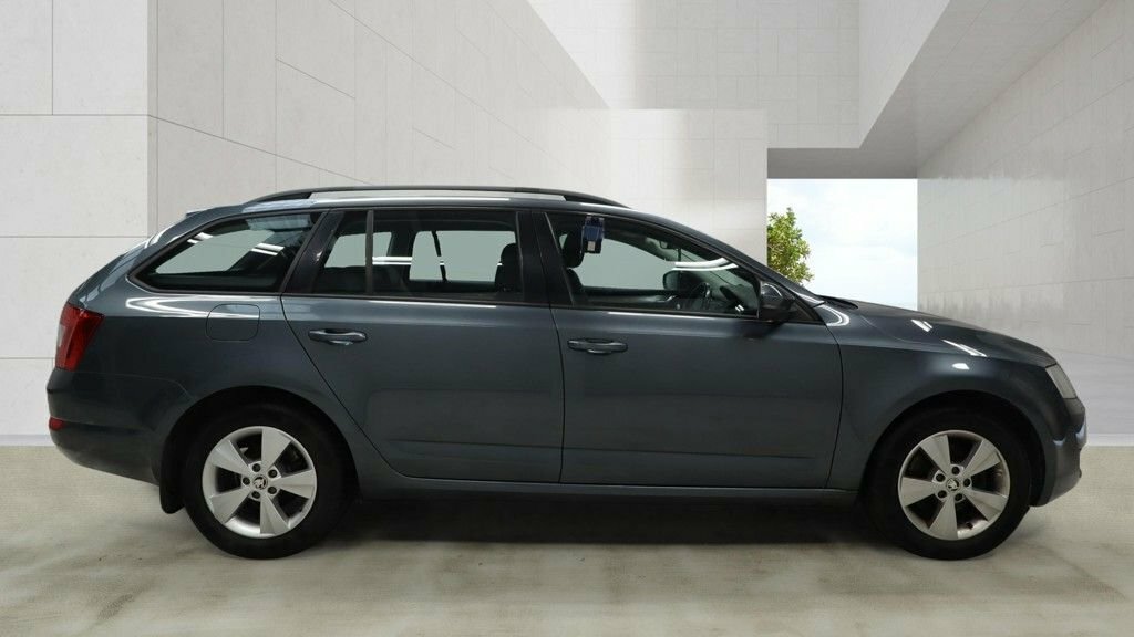 Skoda Octavia 2L Se L Grey #5