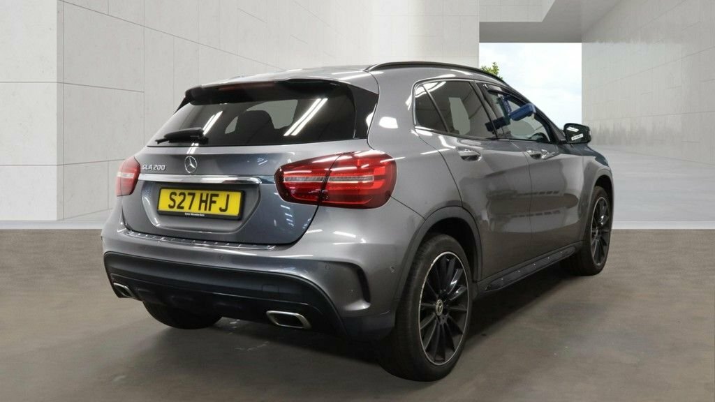 Mercedes-Benz GLA Class 1.6L Amg Line Edition Grey #4