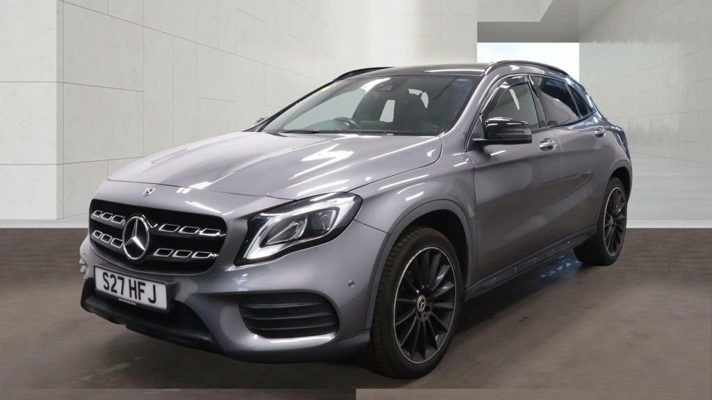 Mercedes-Benz GLA Class 1.6L Amg Line Edition Grey #2