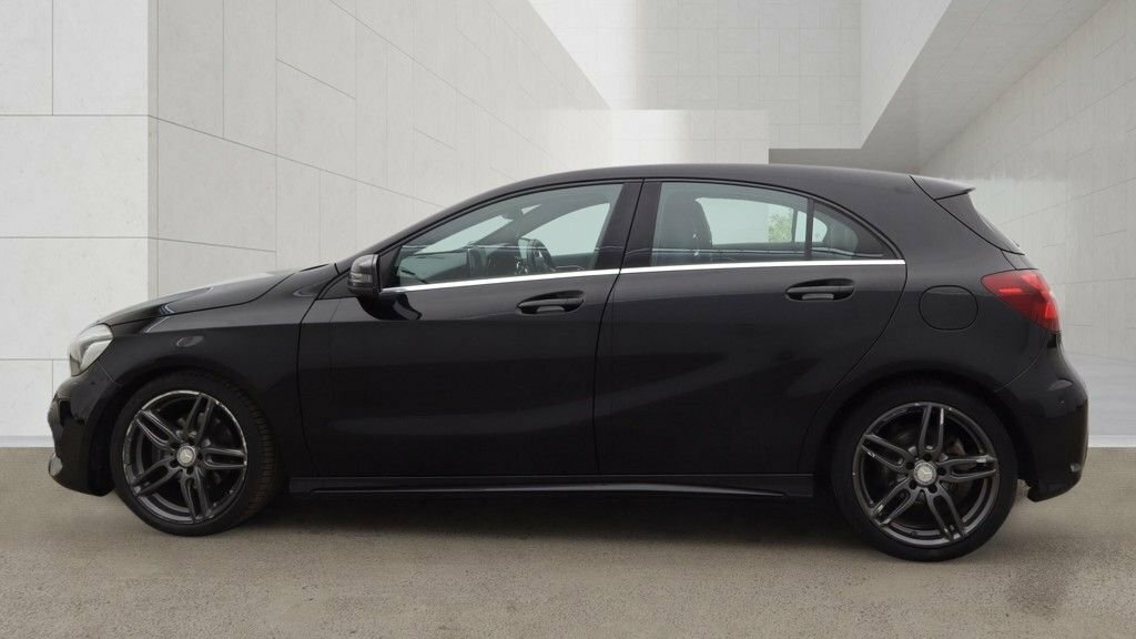 Mercedes-Benz A Class 1.6L Amg Line Black #6