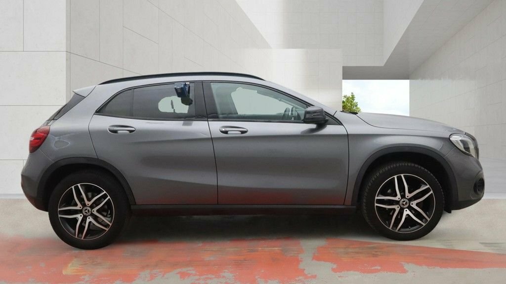 Mercedes-Benz GLA Class 1.6L Urban Edition Grey #5