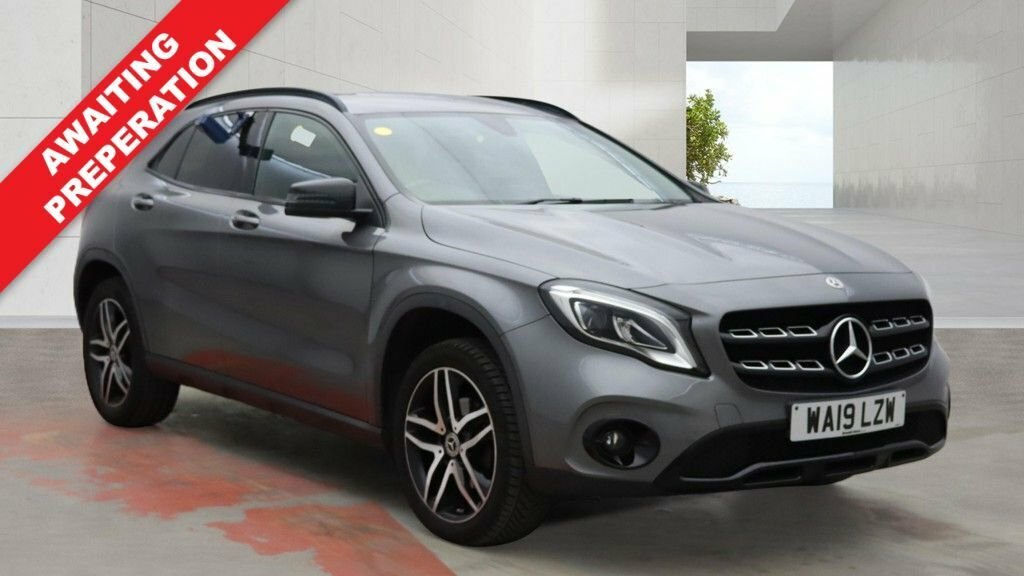 Mercedes-Benz GLA Class 1.6L Urban Edition Grey