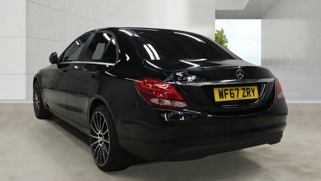 Mercedes-Benz C Class 2L Se Black #3