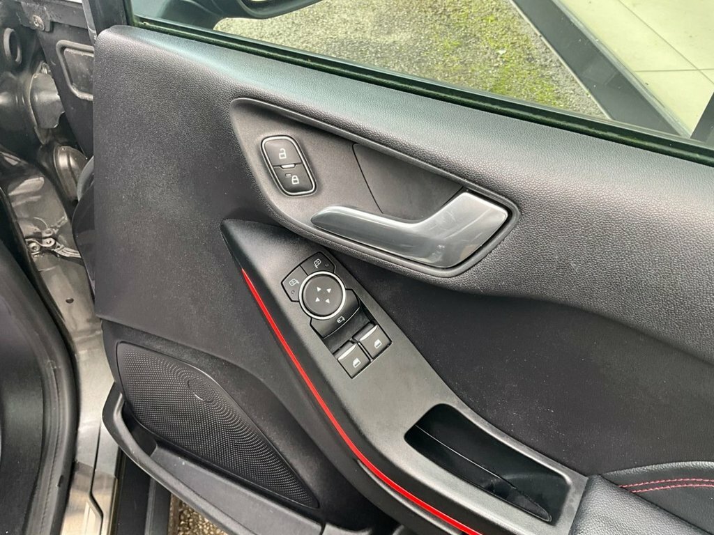 Ford Fiesta St-line Red #18