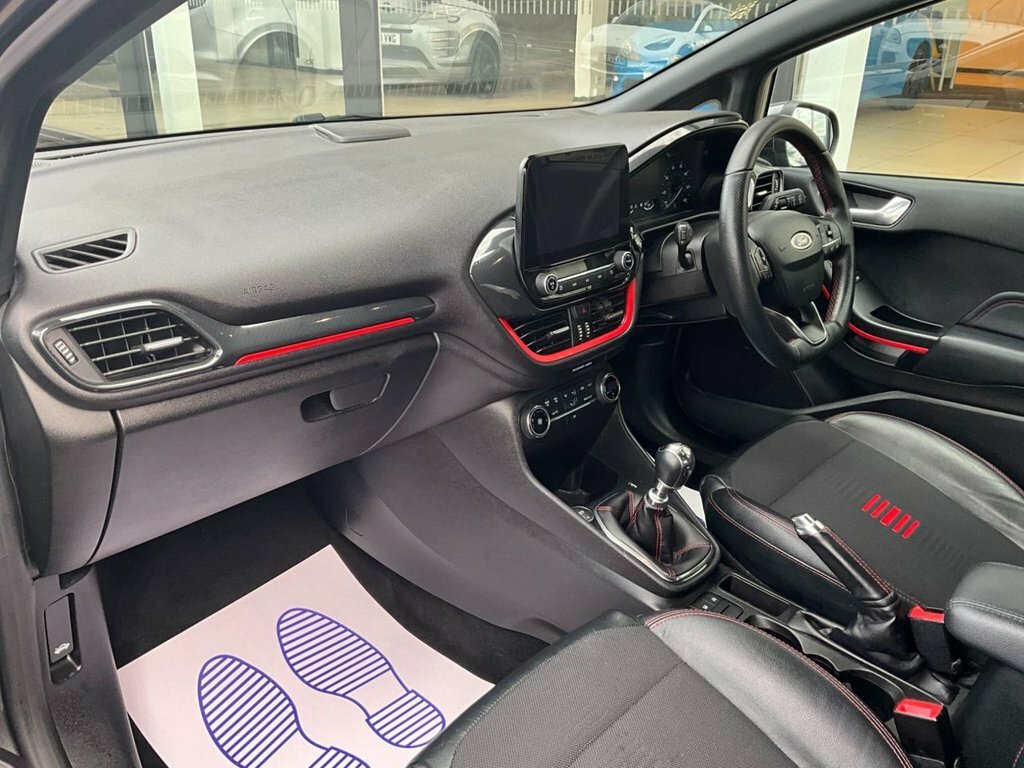 Ford Fiesta St-line Red #16