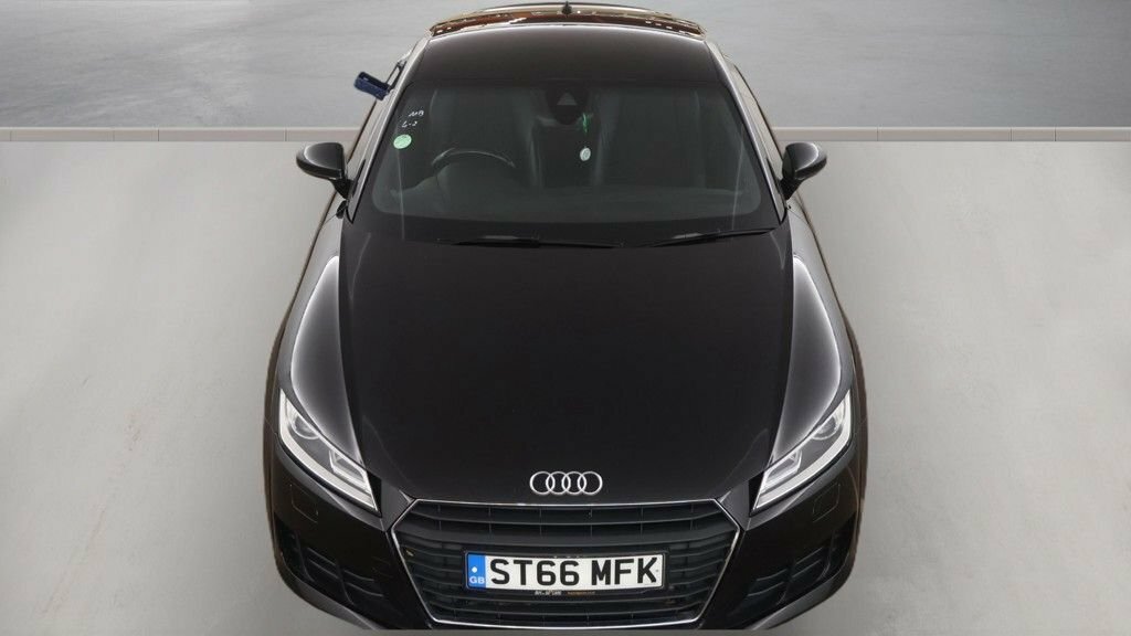 Audi TT 2L Sport Black #6