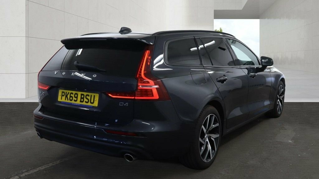 Volvo V60 2L Momentum Plus Grey #3