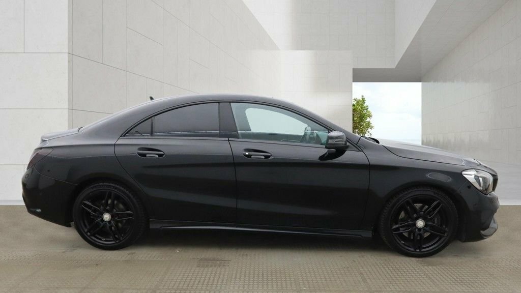 Mercedes-Benz CLA Class 2.1L Amg Line Black #5