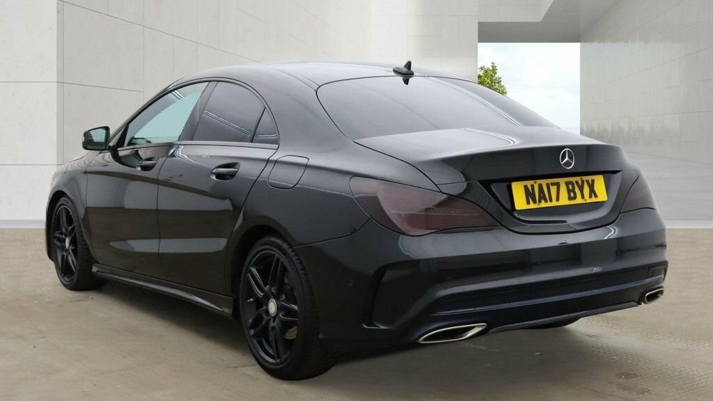 Mercedes-Benz CLA Class 2.1L Amg Line Black #3