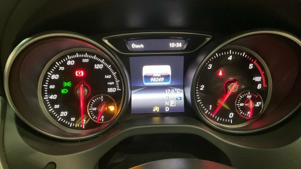 Mercedes-Benz CLA Class Diesel White #12