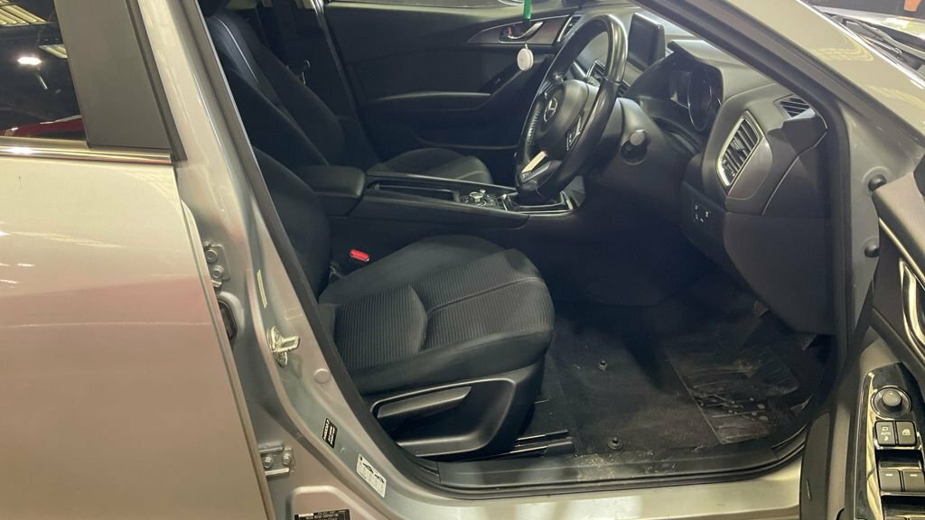 Mazda 3 2.0 Skyactiv-g Sport Nav Fastback Euro 6 Ss Silver #10