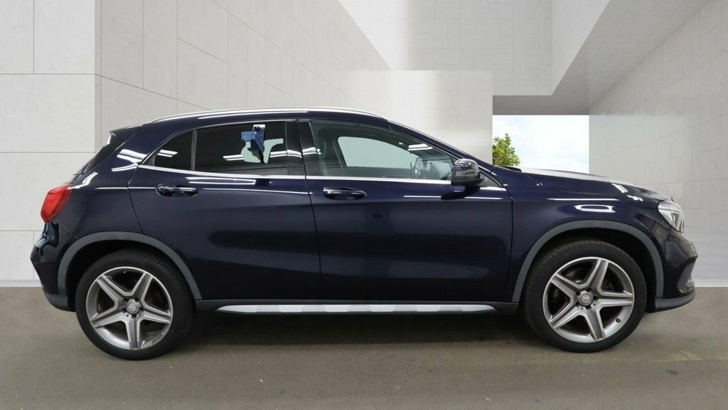 Mercedes-Benz GLA Class 2L Amg Line Blue #4
