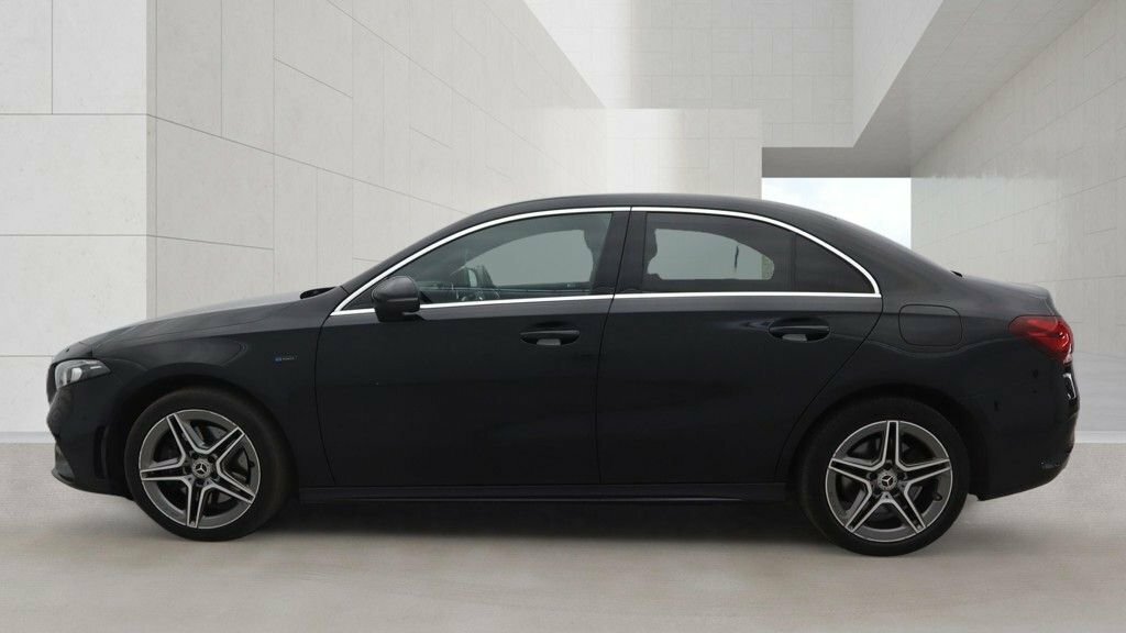Mercedes-Benz A Class 1.3L Amg Line Black #6