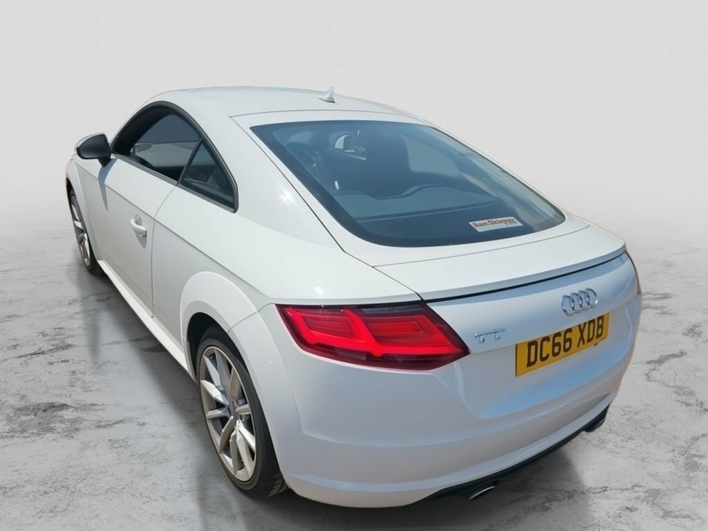 Audi TT 1.8L Sport White #6