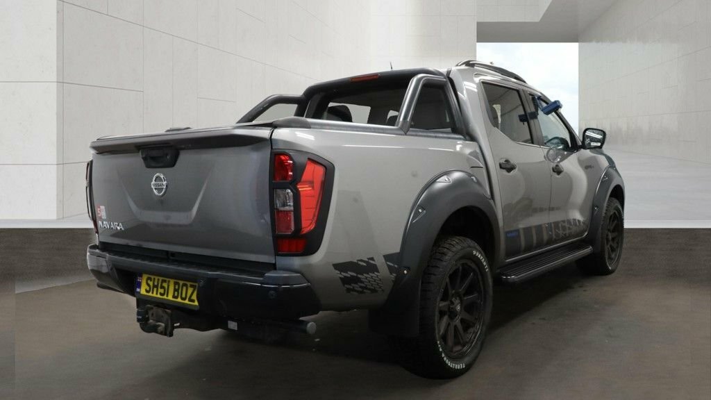 Nissan Navara 2.3L N-guard Grey #4