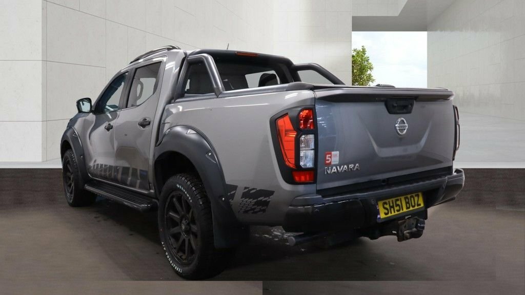 Nissan Navara 2.3L N-guard Grey #3