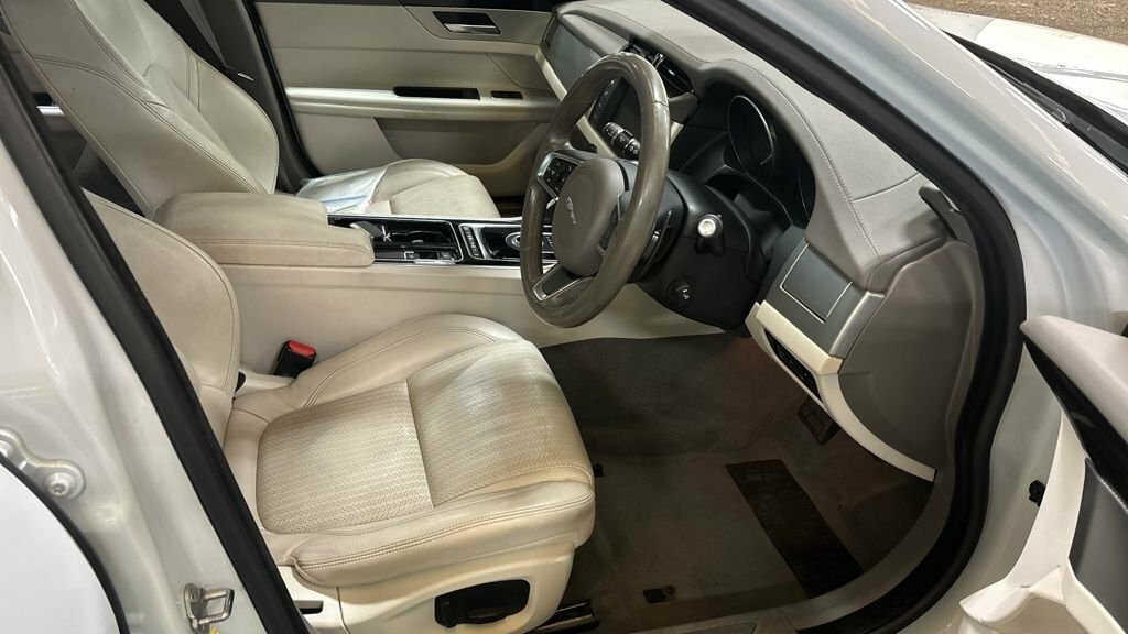 Jaguar XF R-sport  #11