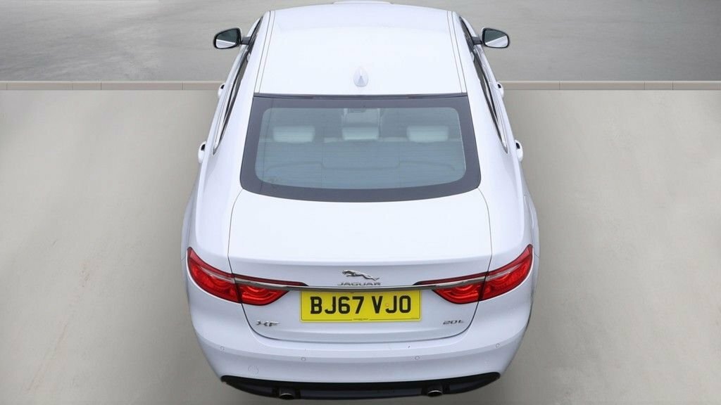 Jaguar XF R-sport  #8