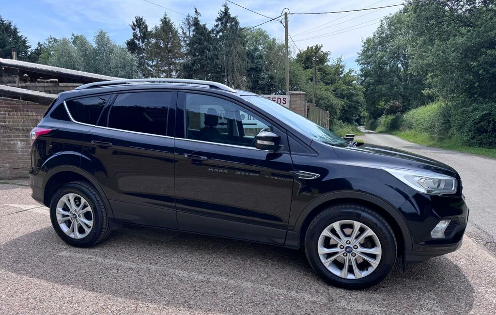 Ford Kuga 1.5 Tdci Titanium Suv MX68SVD Black #3