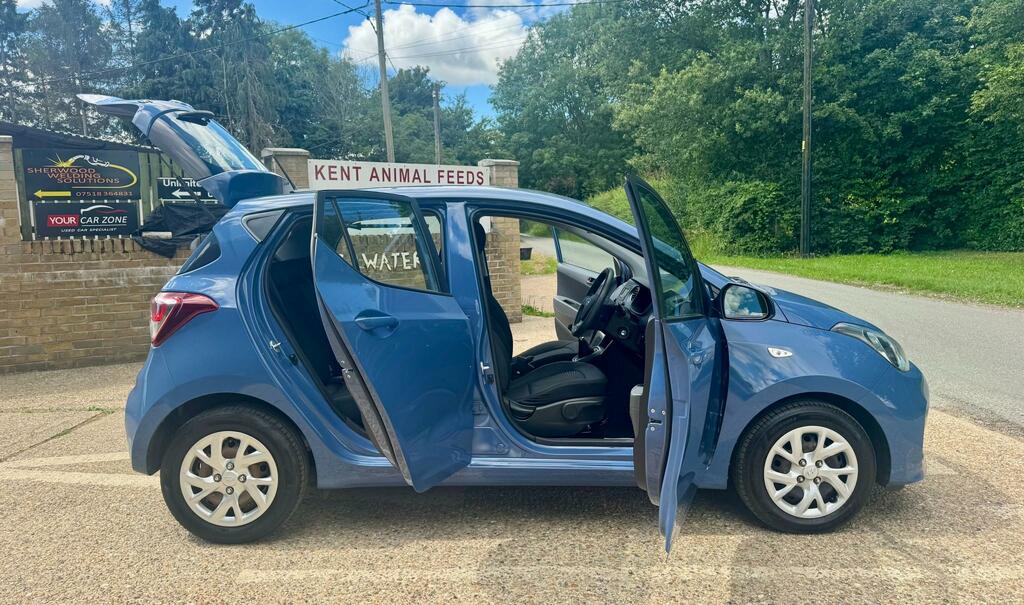 Hyundai I10 1.0 Se Hatchback Blue #6