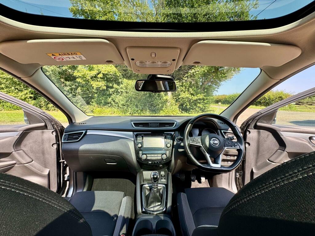 Nissan Qashqai 1.2 Dig-t N-connecta Suv BG67CZX Grey #2
