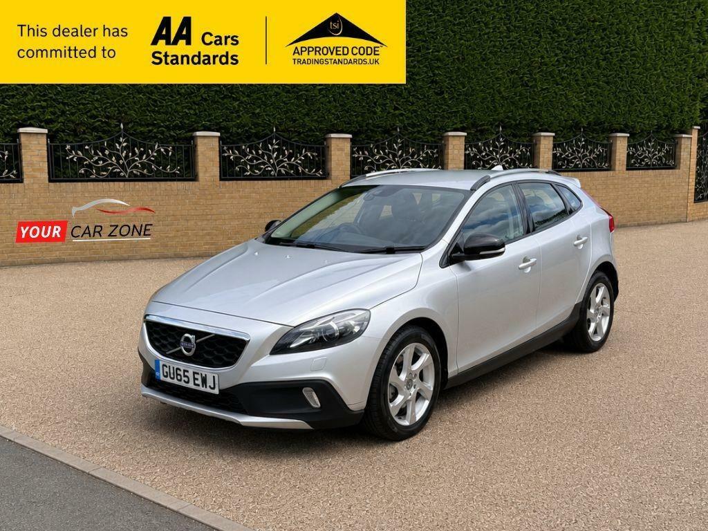 Volvo V40 Cross Country 2.0 D3 Lux Nav Hatchback Silver