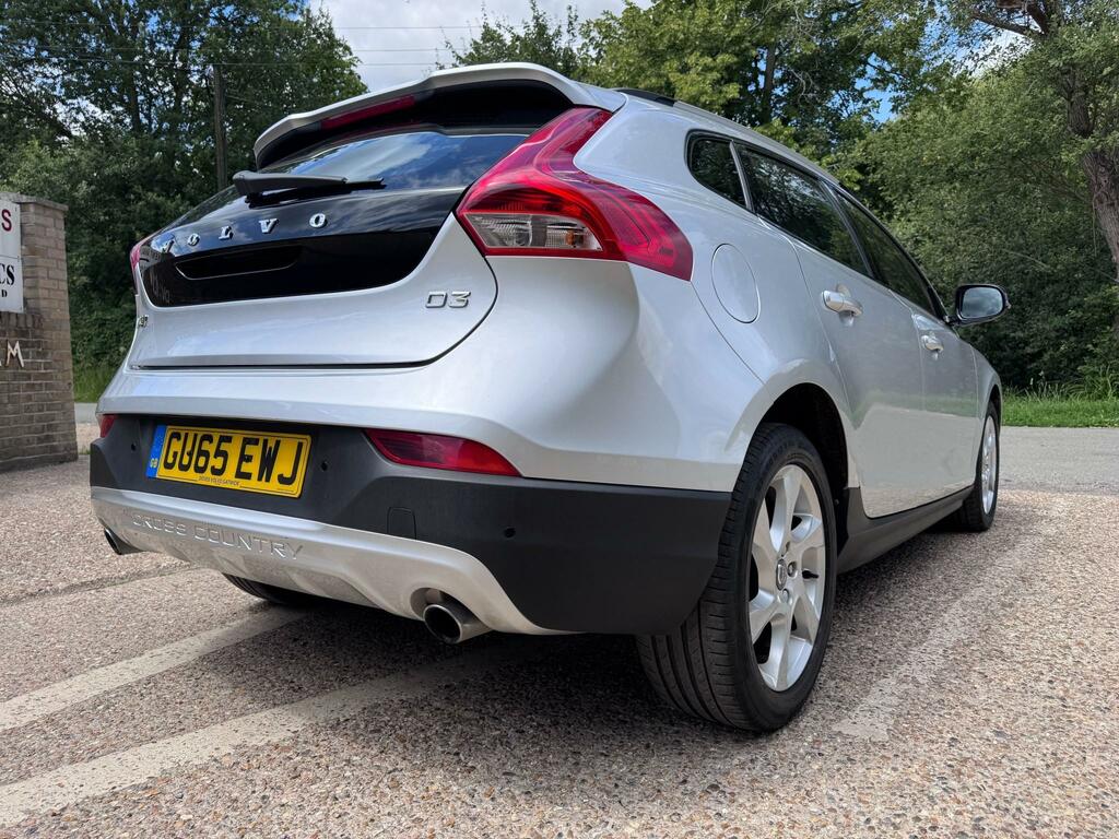 Volvo V40 Cross Country 2.0 D3 Lux Nav Hatchback Silver #5