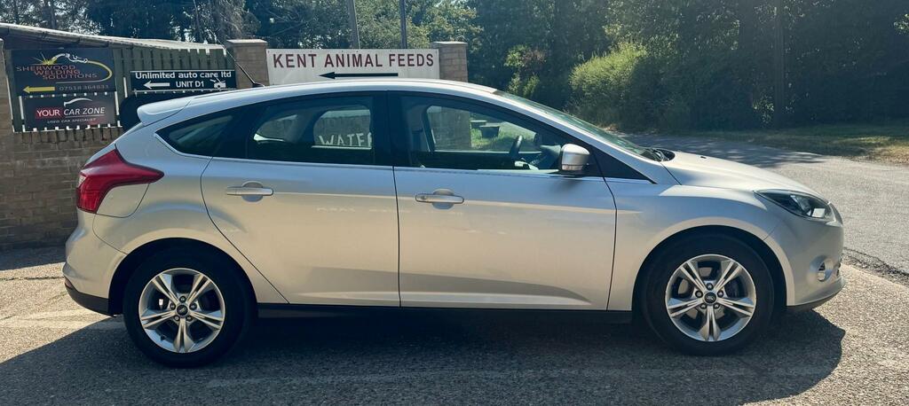Ford Focus 1.6 Tdci Zetec Hatchback BJ63TWZ Silver #5