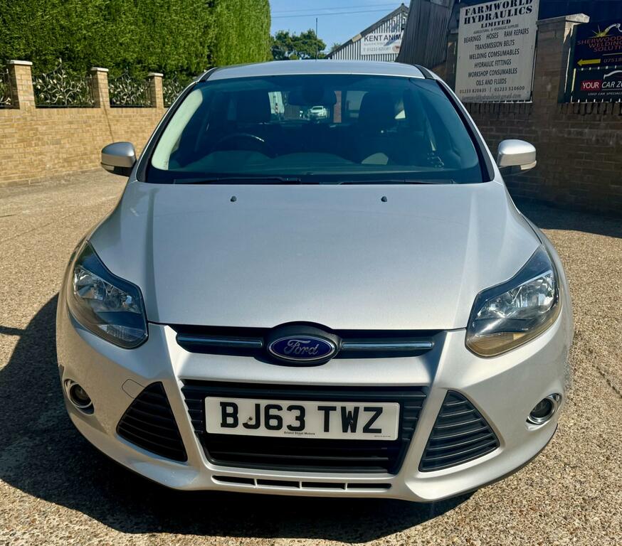 Ford Focus 1.6 Tdci Zetec Hatchback BJ63TWZ Silver #3