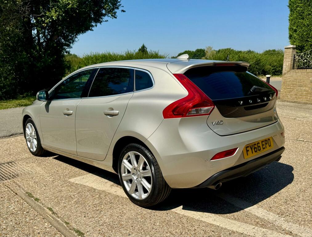 Volvo V40 2.0 D3 Inscription Euro 6 S S Gold #5