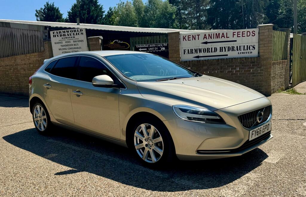 Volvo V40 2.0 D3 Inscription Euro 6 S S Gold #6