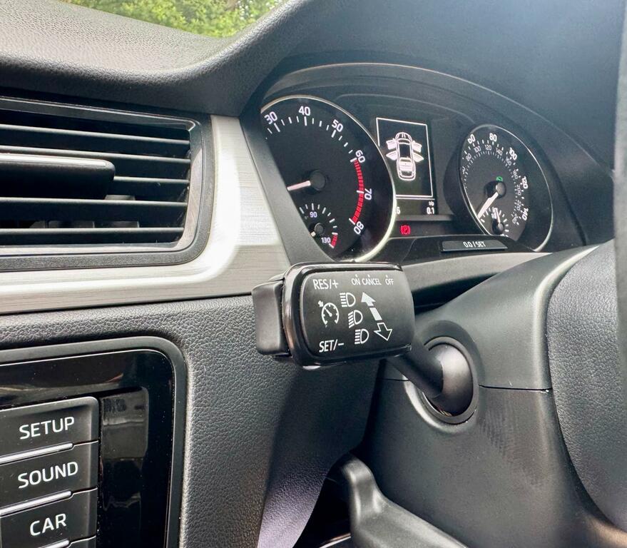 Skoda Rapid Rapid 1.2 Tsi 110Ps Se Sport Spaceback 5-Dr Blue #62