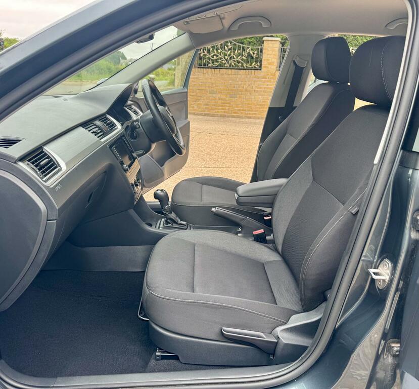 Skoda Rapid Rapid 1.2 Tsi 110Ps Se Sport Spaceback 5-Dr Blue #58