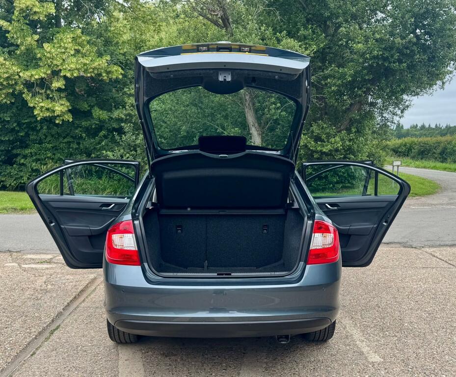 Skoda Rapid Rapid 1.2 Tsi 110Ps Se Sport Spaceback 5-Dr Blue #53