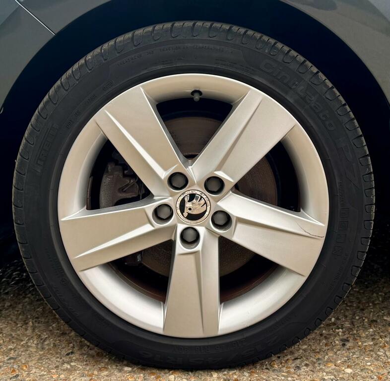 Skoda Rapid Rapid 1.2 Tsi 110Ps Se Sport Spaceback 5-Dr Blue #69