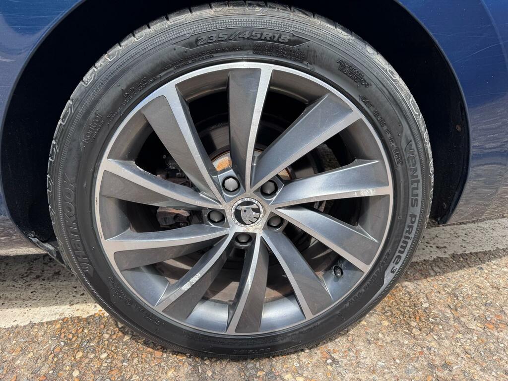 Skoda Superb 2.0 Tdi Se 2017 Silver #60