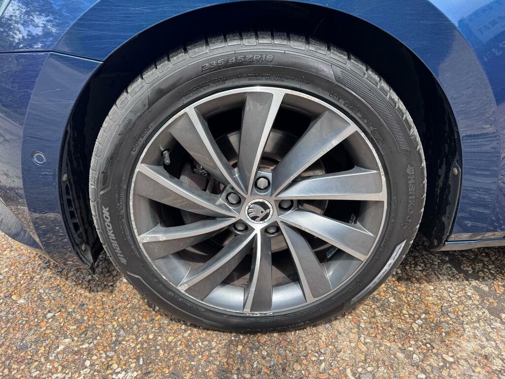 Skoda Superb 2.0 Tdi Se 2017 Silver #38